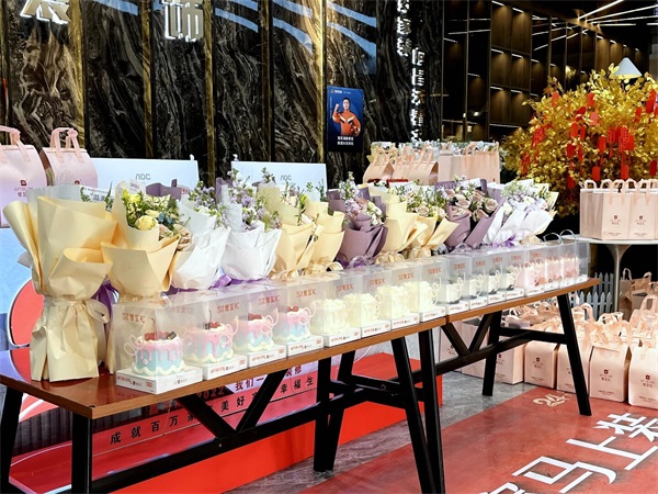 昌禾裝飾·女神節(jié)特輯｜以花為禮，以甜為伴，致敬每一位發(fā)光的你